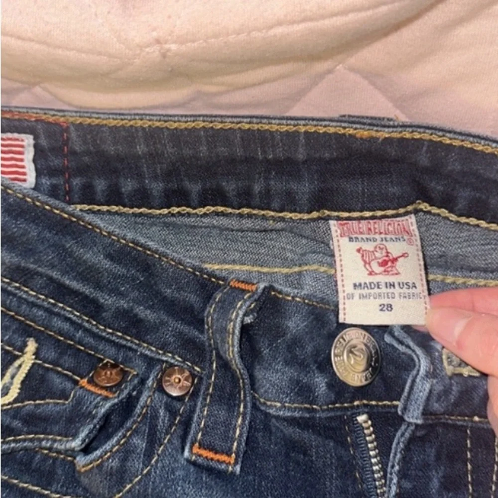 True Religion Low rise bootcut jeans - Picture 4 of 5